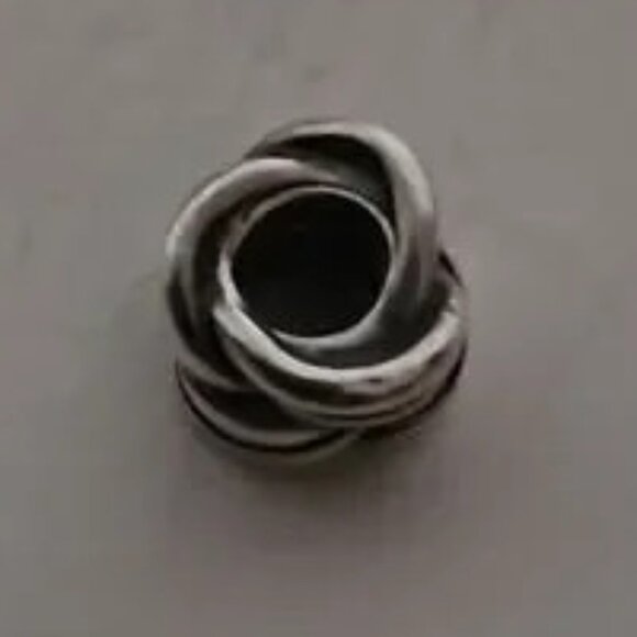 Pandora Twisted Love Knot silver charm authentic - Picture 4 of 6
